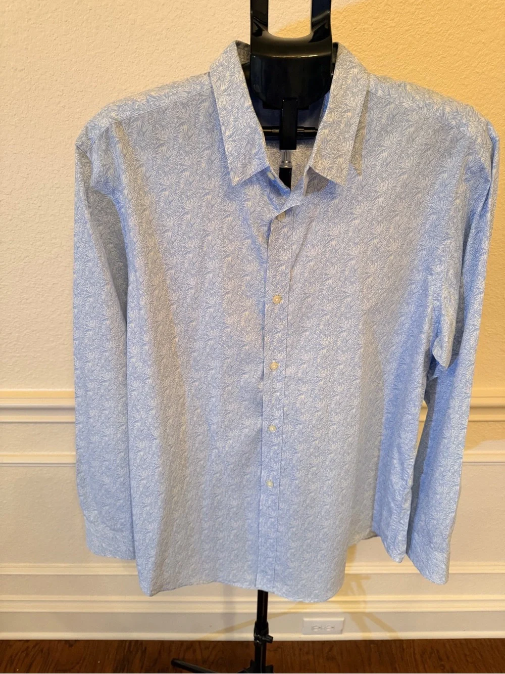Banana Republic Light Blue Printed Button-Down Shirt
